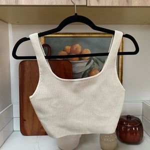 Aritzia Babaton Sculpt Knit Squareneck Cropped Tank (Size S)